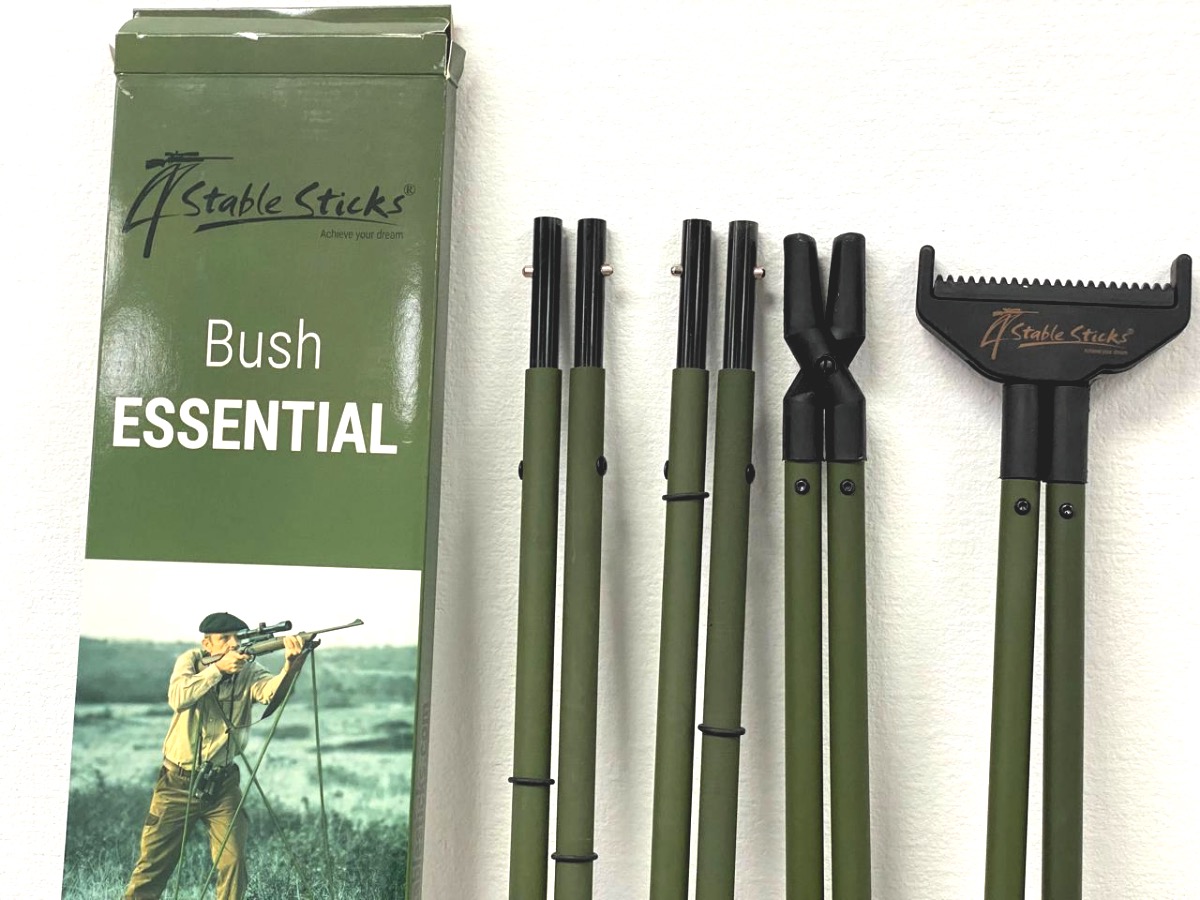 4_Stable_Sticks_Bush_Essential_Green